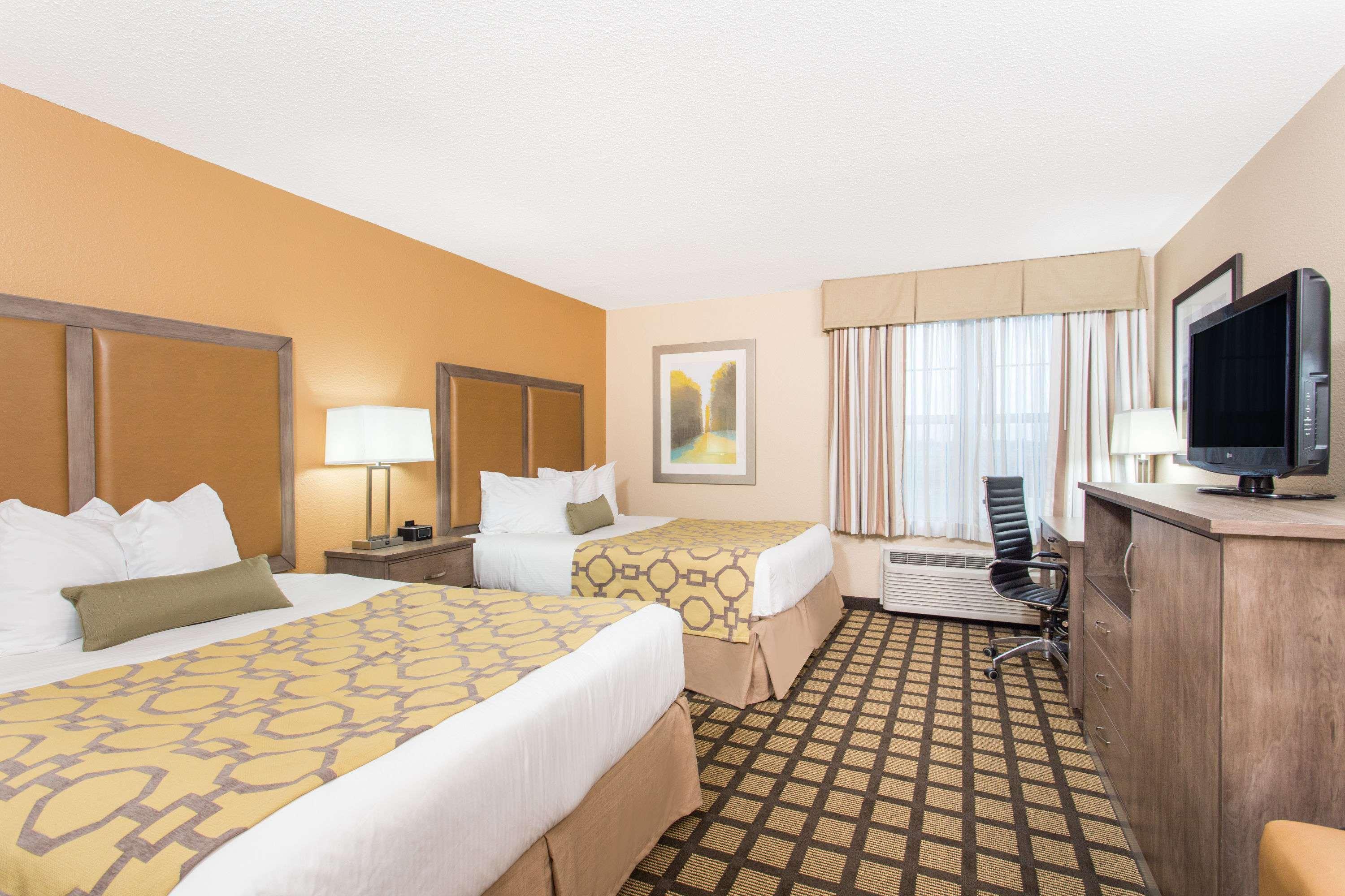 Hotel Baymont By Wyndham Plymouth Exterior foto